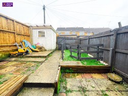 Waun Llwyn Crescent, Blackwood, NP12