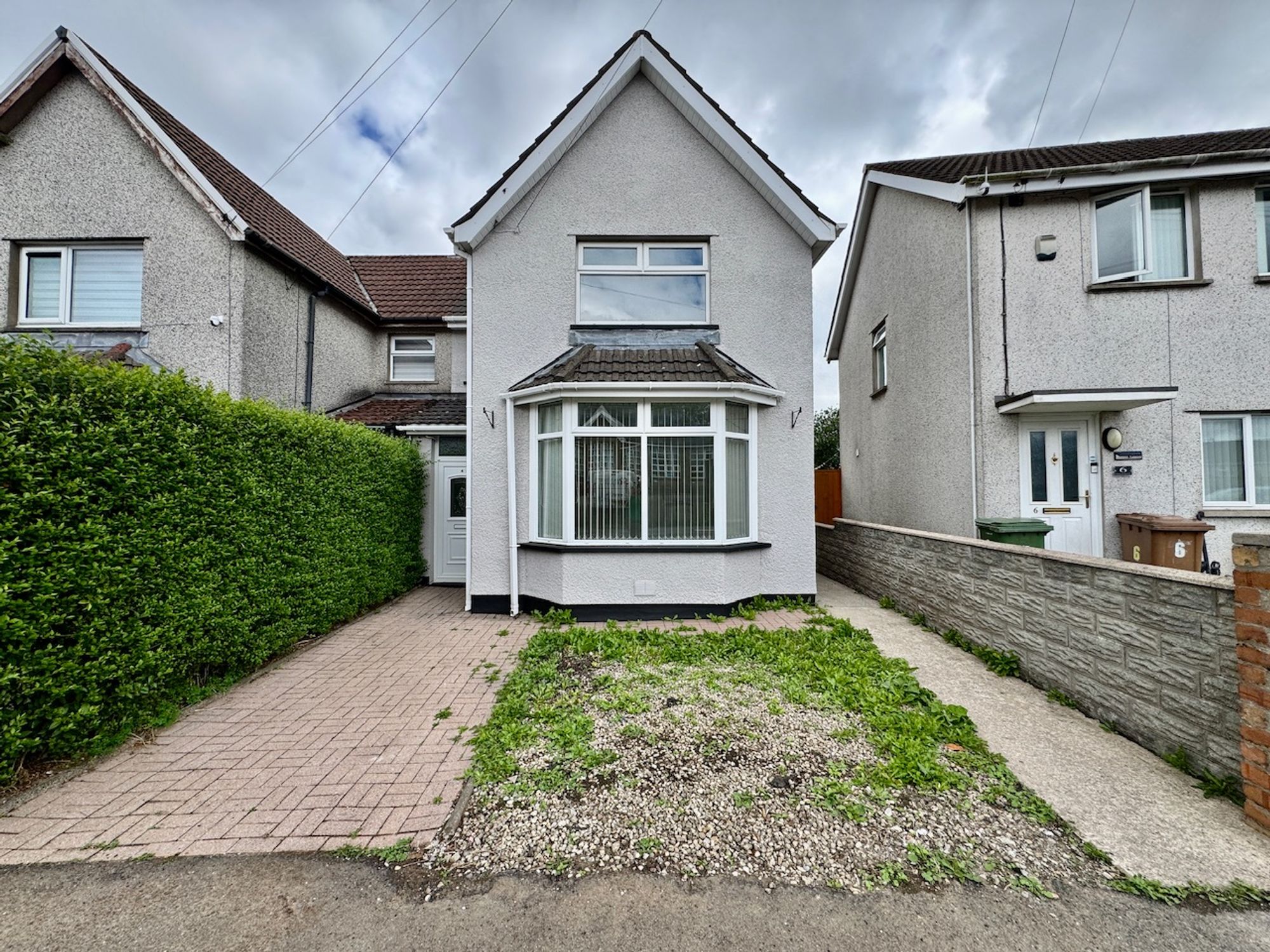 Craiglas Crescent, Cefn Fforest, NP12