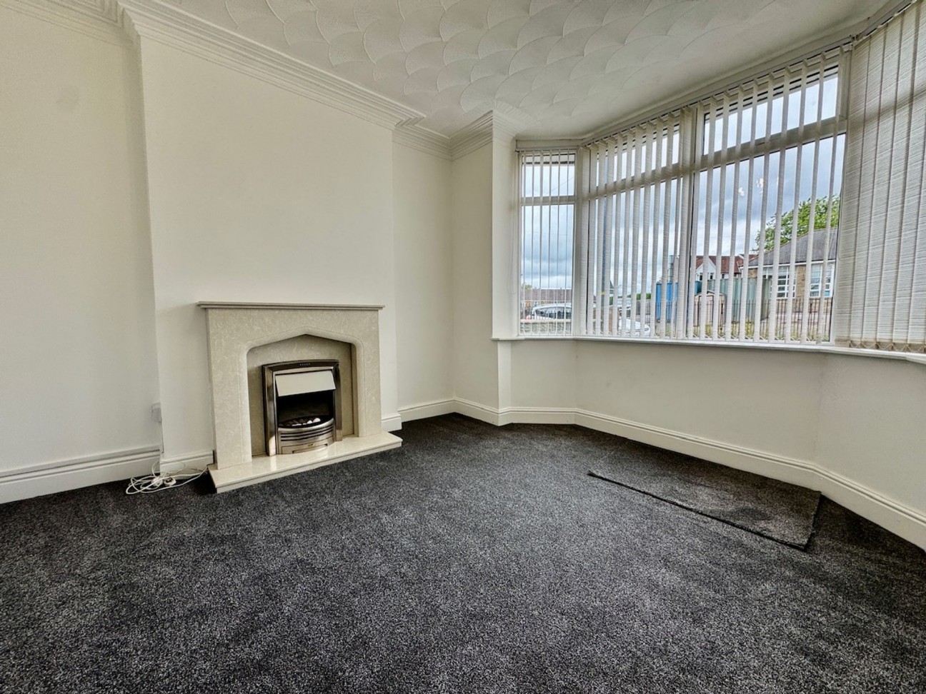Craiglas Crescent, Cefn Fforest, NP12