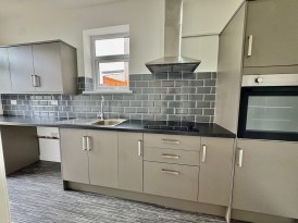Craiglas Crescent, Cefn Fforest, NP12