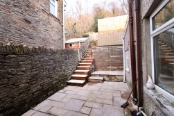 Commercial Street, Ynysddu, NP11