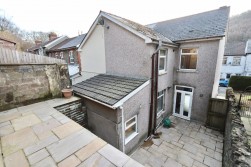 Commercial Street, Ynysddu, NP11