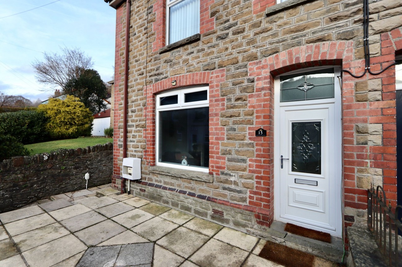 Commercial Street, Ynysddu, NP11