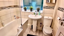 Cherry Grove, Crumlin, NP11