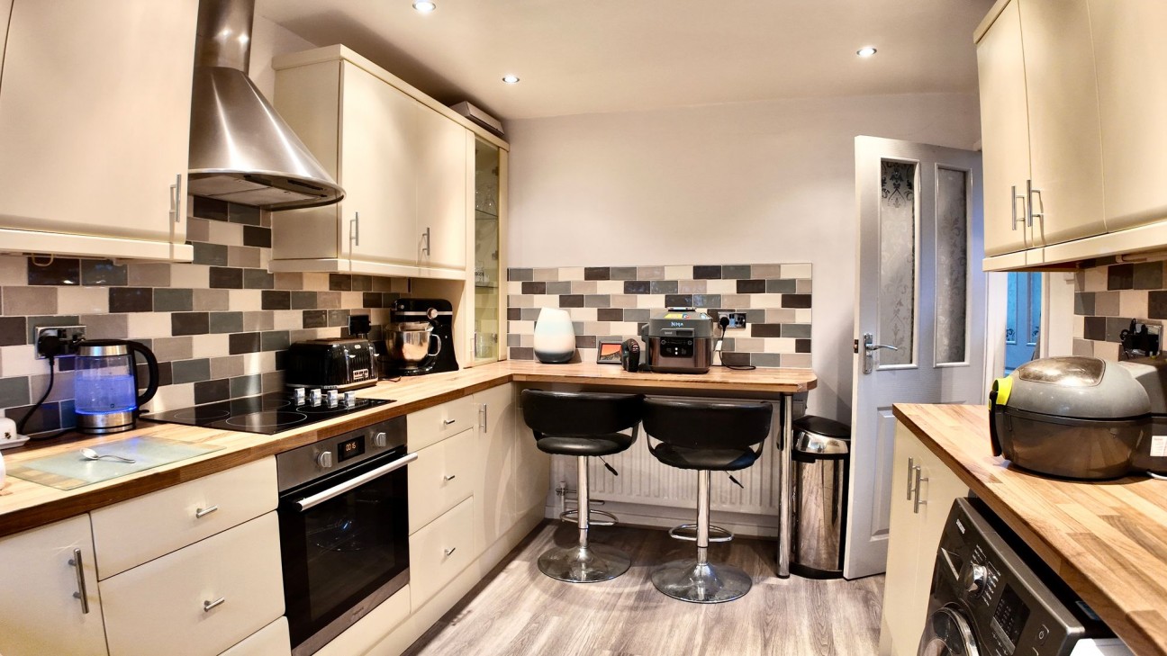 Cherry Grove, Crumlin, NP11