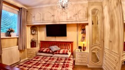 Cherry Grove, Crumlin, NP11