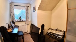 Cherry Grove, Crumlin, NP11