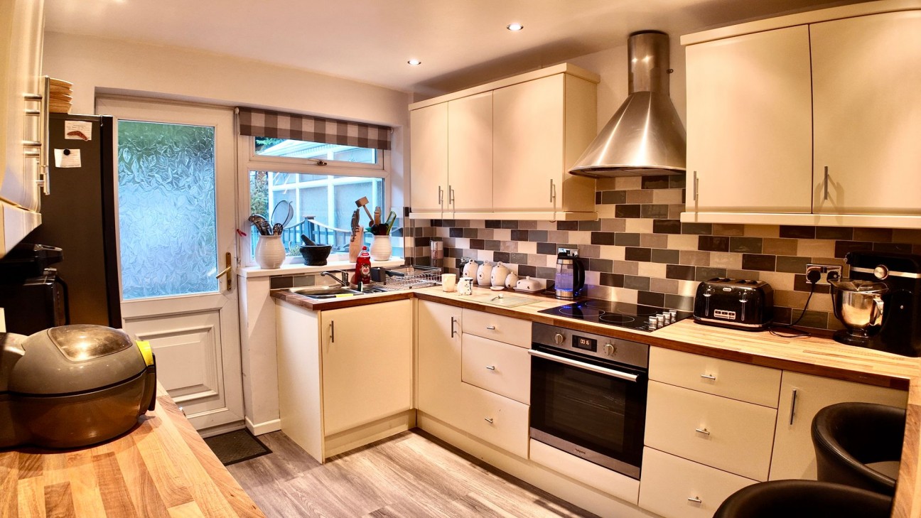 Cherry Grove, Crumlin, NP11