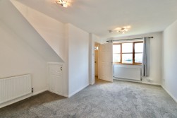 Chepstow Close, Grove Park, NP12
