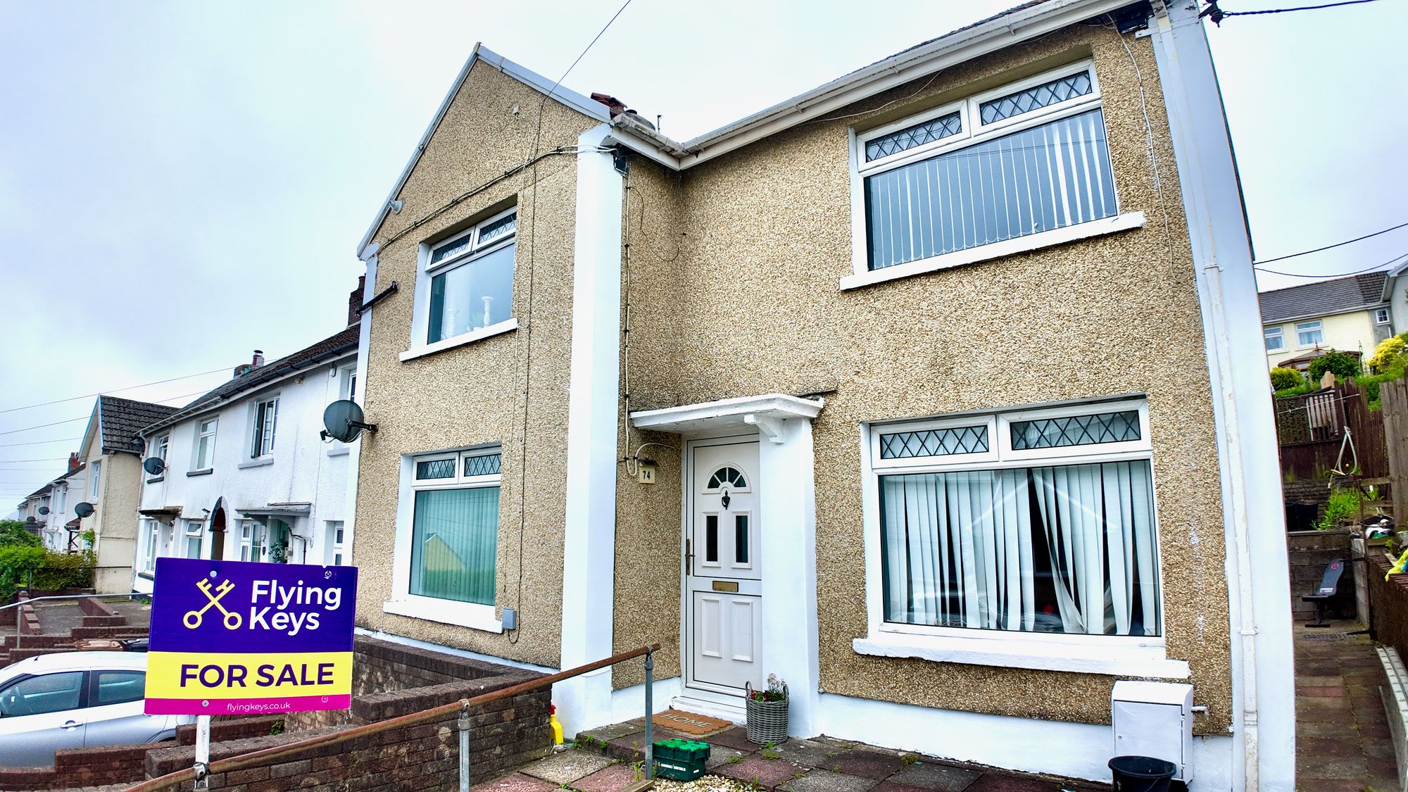 Fflorens Road, Newbridge, NP11