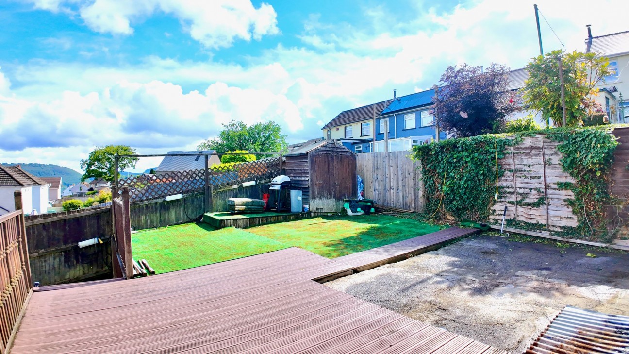Fflorens Road, Newbridge, NP11