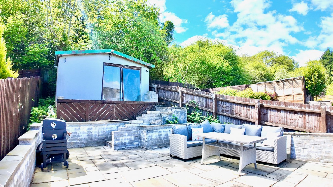 Woodland Terrace, Argoed, NP12