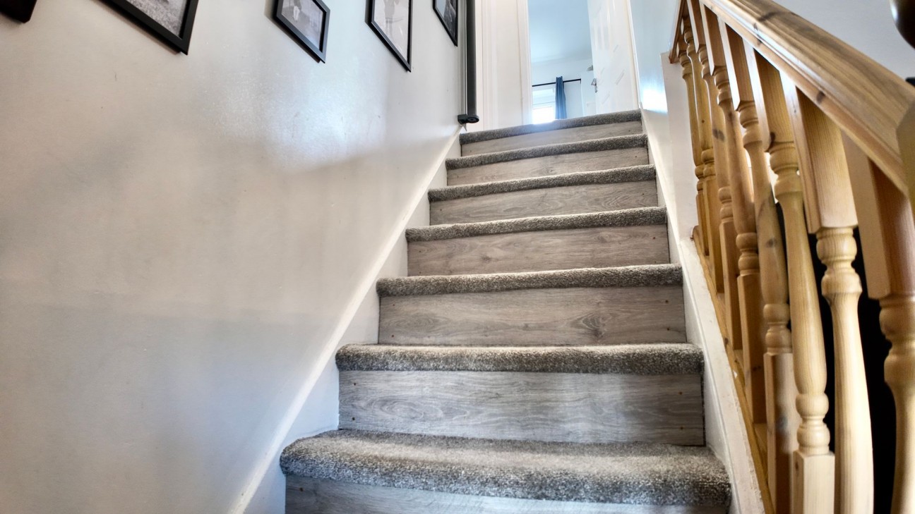 Claerwen, Gelligaer, CF82