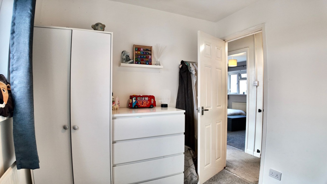 Claerwen, Gelligaer, CF82