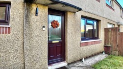 Claerwen, Gelligaer, CF82