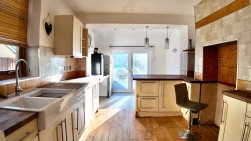 Garden Street, Llanbradach, CF83