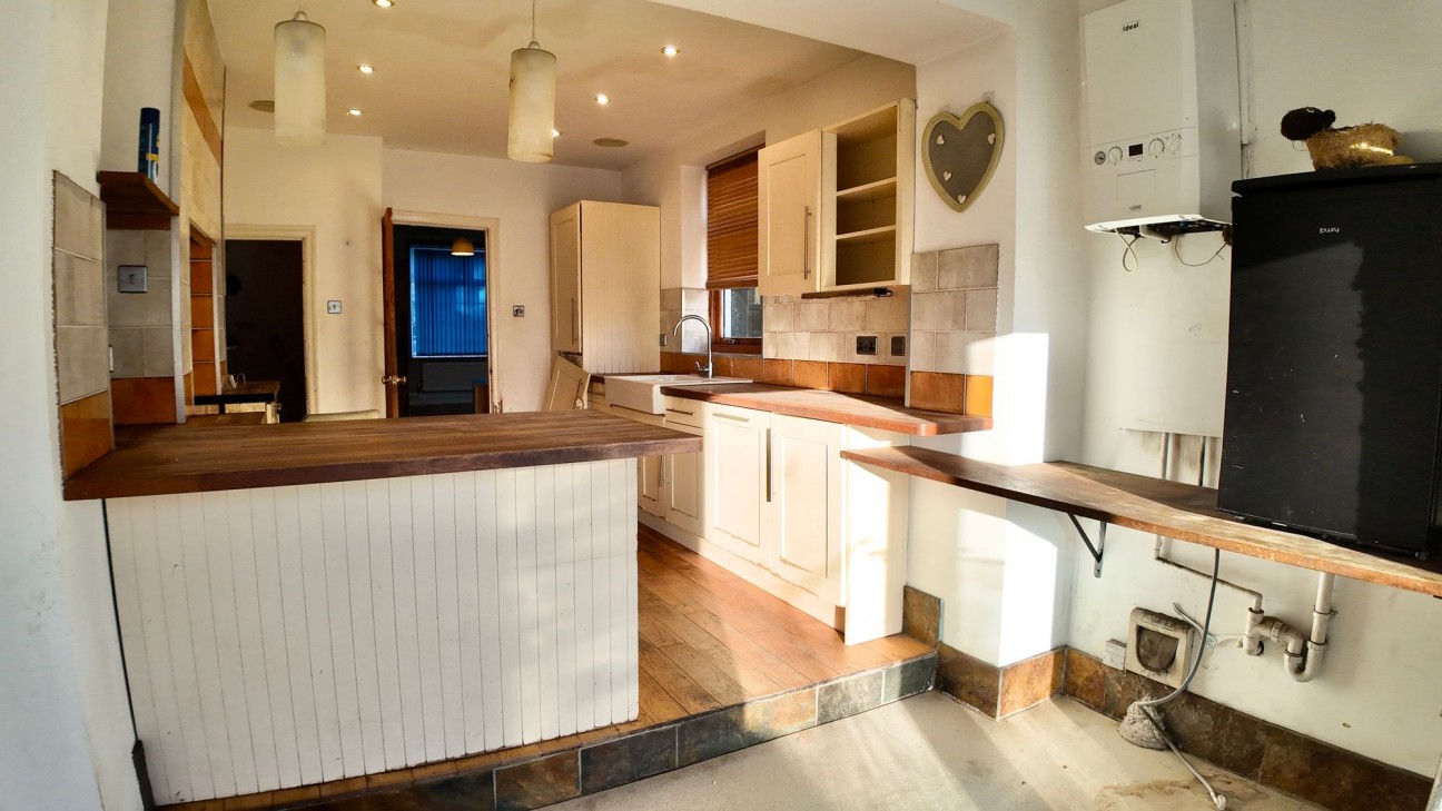 Garden Street, Llanbradach, CF83