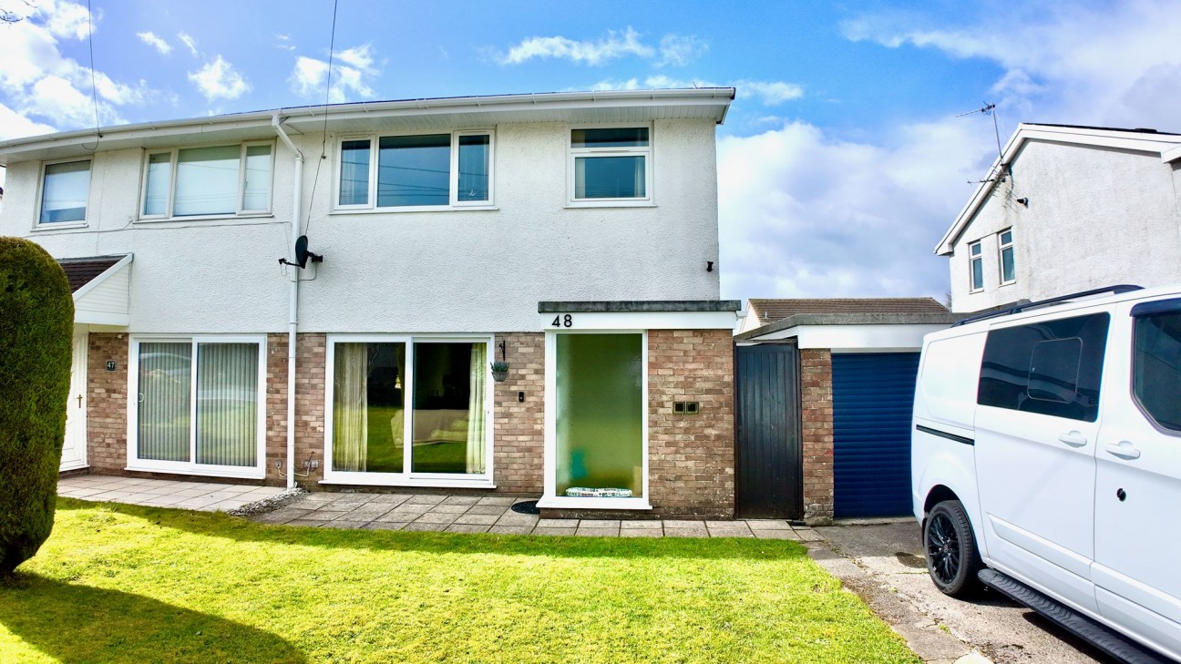 Crown Lane, Pontllanfraith, NP12