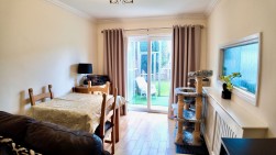 Crown Lane, Pontllanfraith, NP12