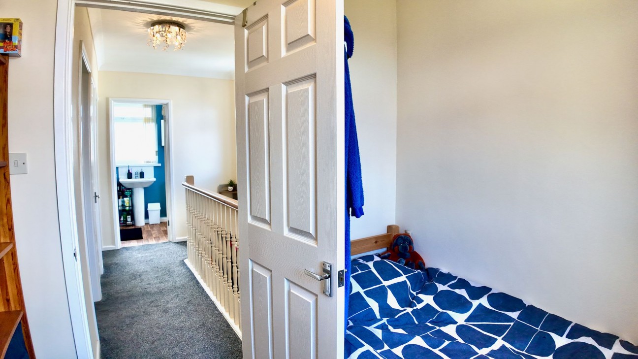 Crown Lane, Pontllanfraith, NP12