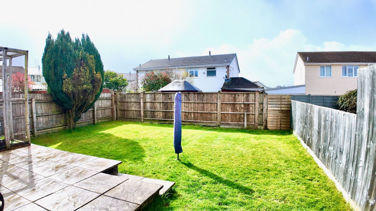 Crown Lane, Pontllanfraith, NP12