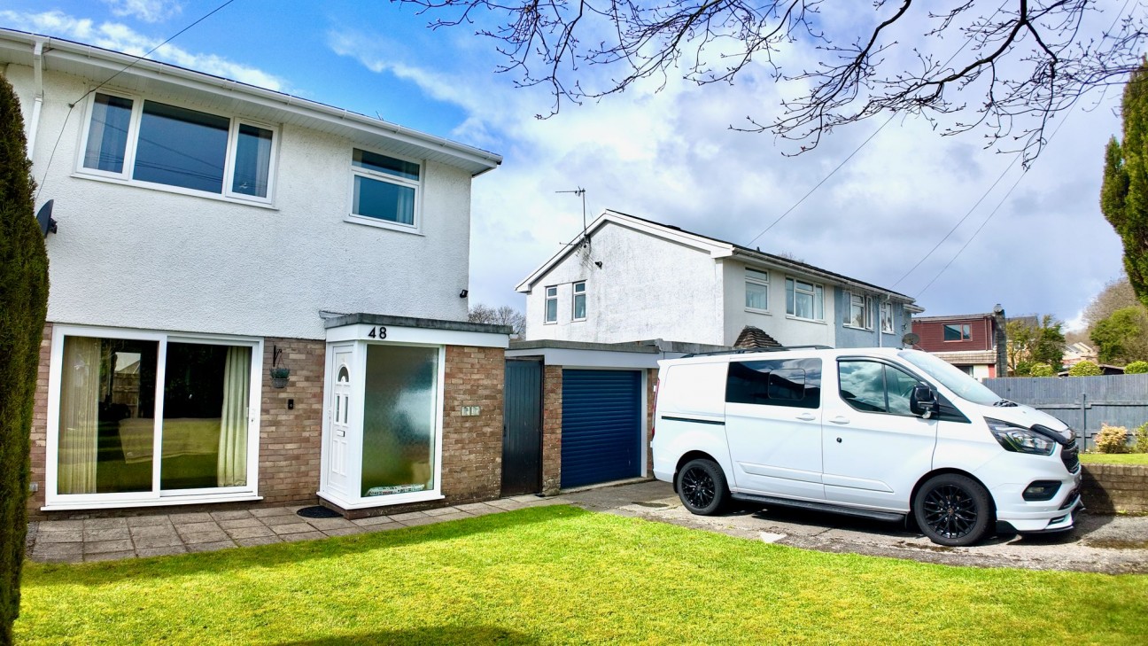 Crown Lane, Pontllanfraith, NP12