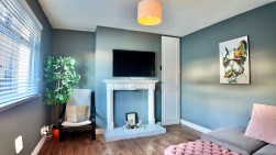 Treowen Road, Newbridge, NP11