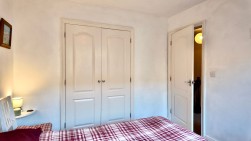 Bailey Street, Deri, CF81