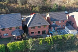 Bailey Street, Deri, CF81