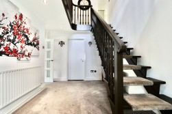 Edwards Row, Deri, CF81