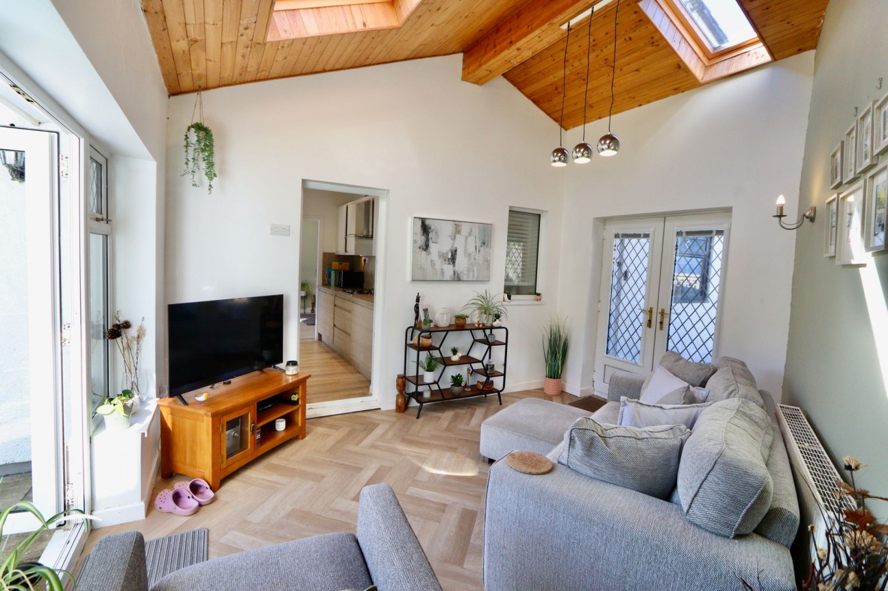 Woodland Drive, Crumlin, NP11