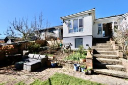 Woodland Drive, Crumlin, NP11