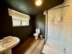 Crumlin, Newport, NP11