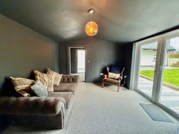 Crumlin, Newport, NP11