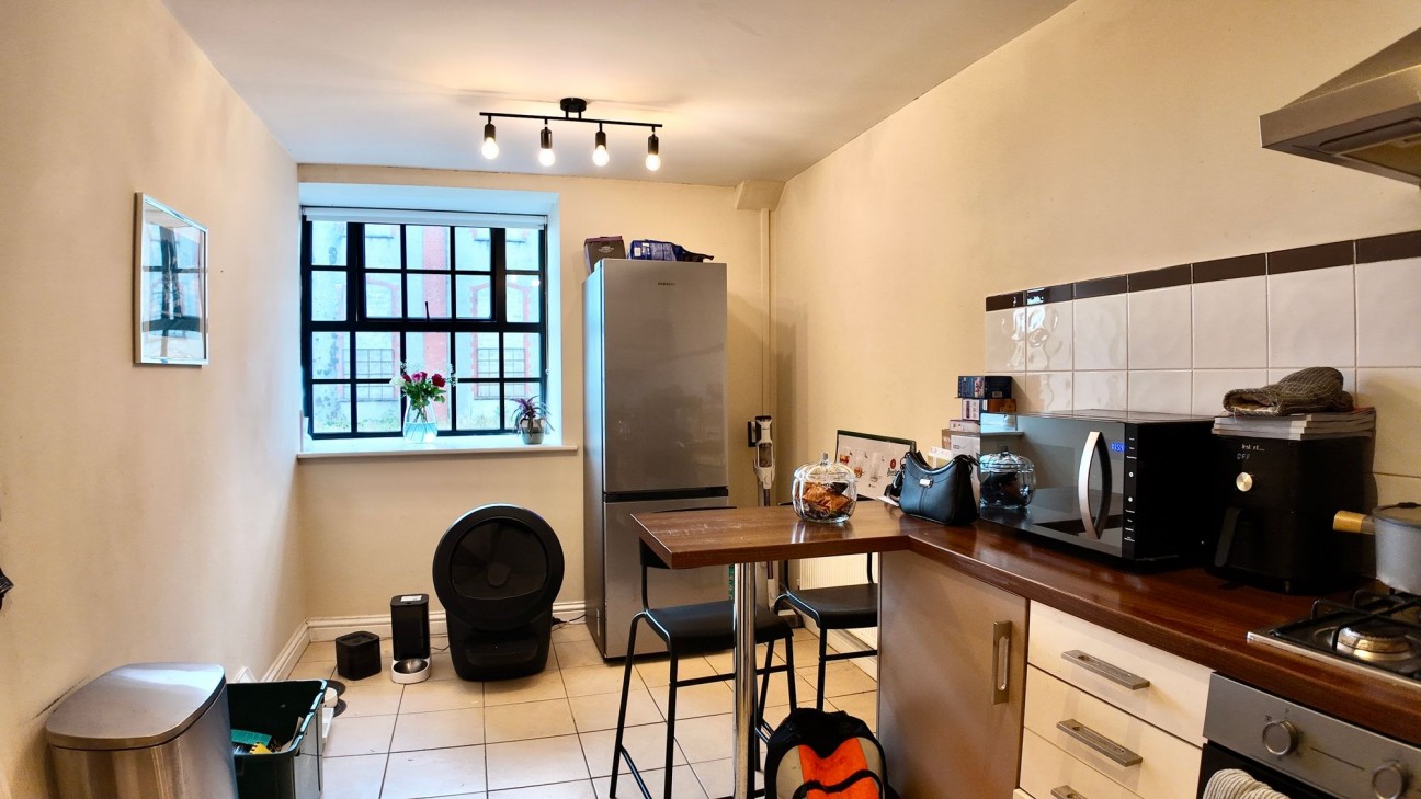 Winding Wheel Lane, Penallta, CF82