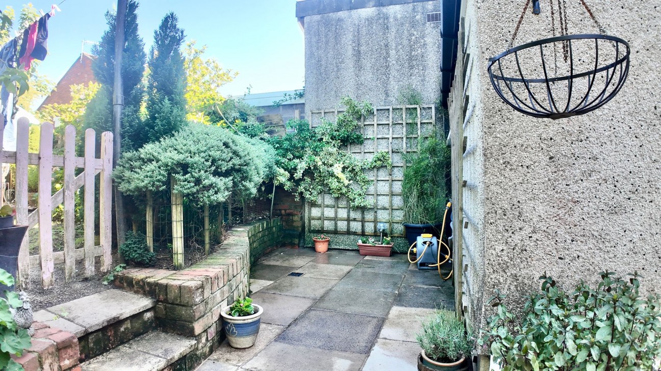 Penmaen Road, Pontllanfraith, NP12