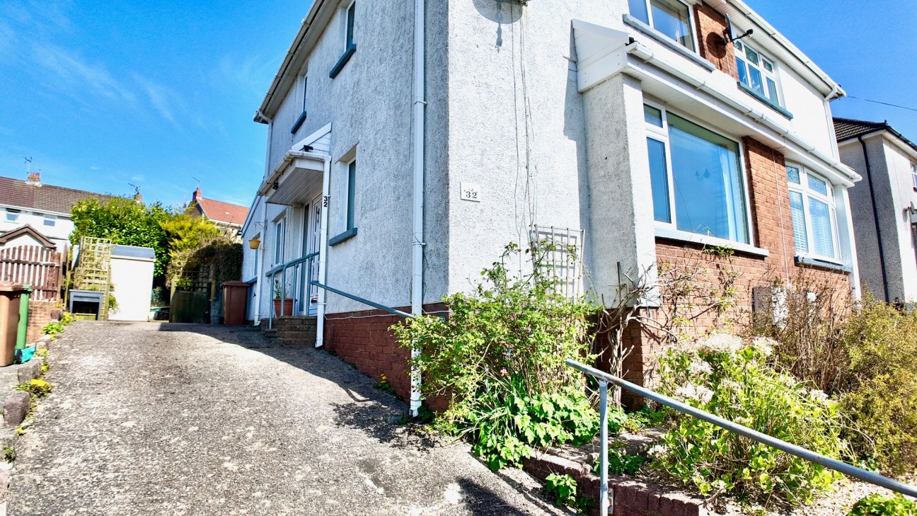Highfield Crescent, Pontllanfraith, NP12