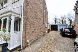 St. Davids Drive, Machen, CF83