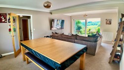 Highfield Road, Pontllanfraith, NP12