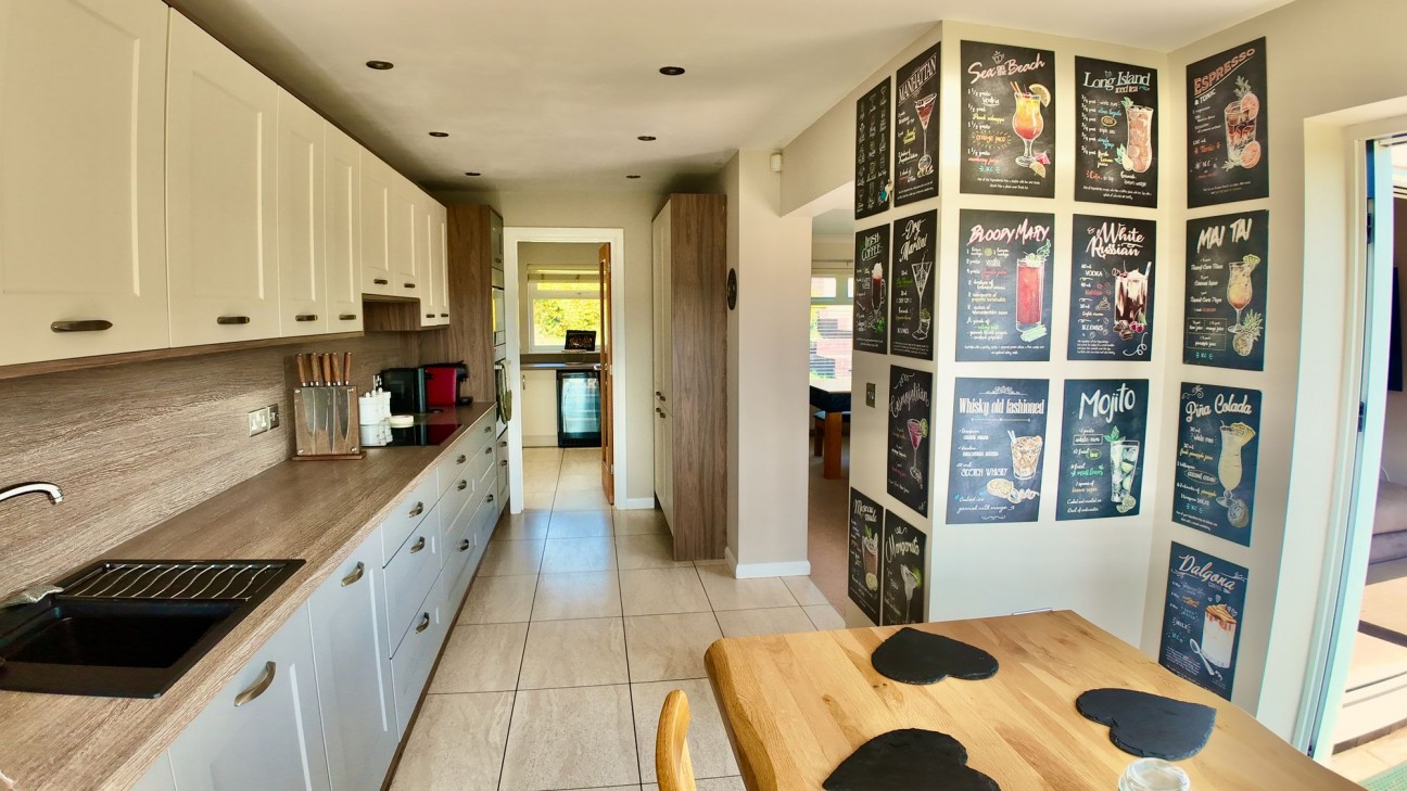Highfield Road, Pontllanfraith, NP12