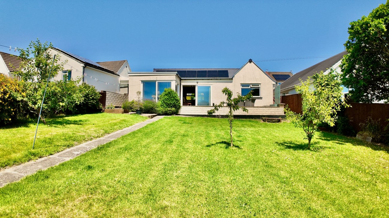 Highfield Road, Pontllanfraith, NP12