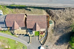 Lower Road, Elliots Town, NP24