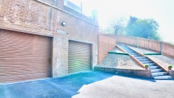 Lower Road, Elliots Town, NP24
