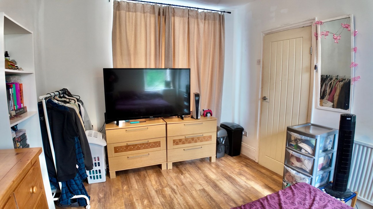 Windsor Avenue, Newbridge, NP11