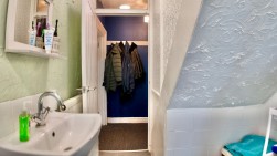 Windsor Avenue, Newbridge, NP11