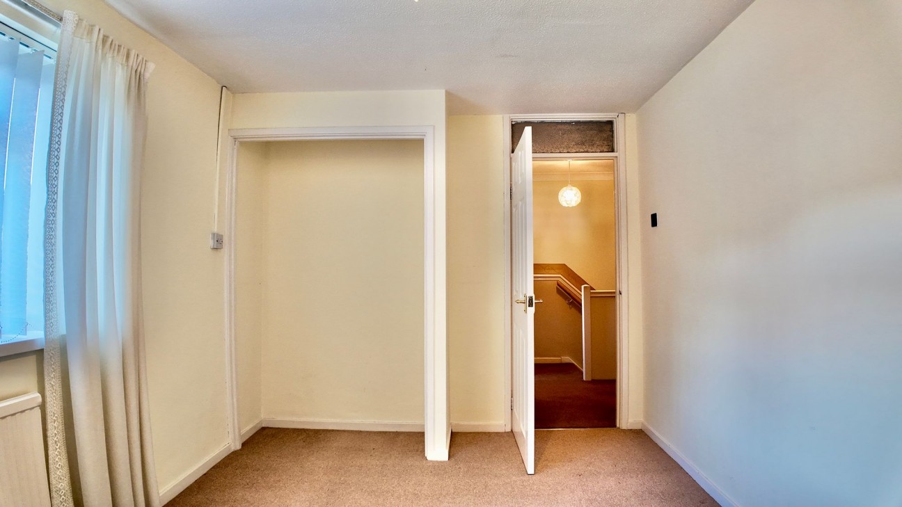 Castle Street, Fleur De Lis, NP12