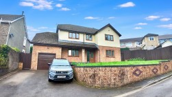 Cwmalsie Lane, Pontllanfraith, NP12