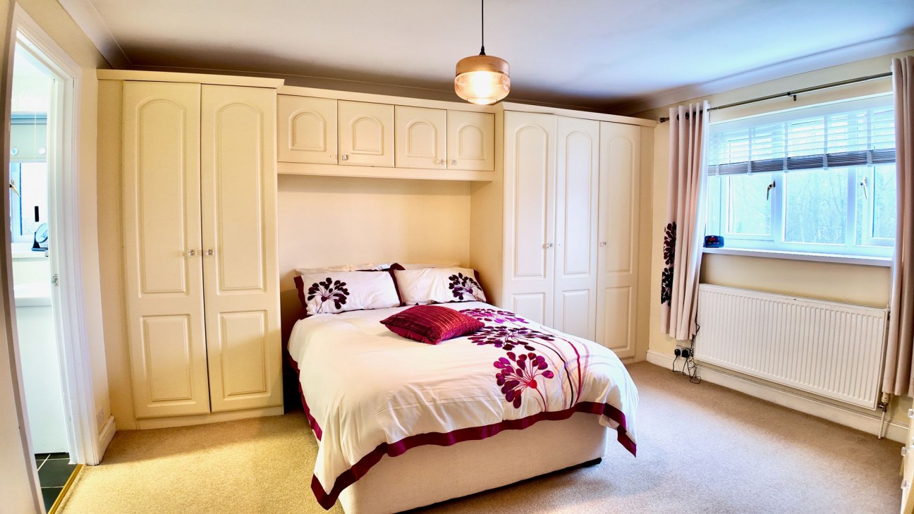 Cwmalsie Lane, Pontllanfraith, NP12