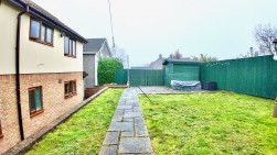 Cwmalsie Lane, Pontllanfraith, NP12