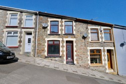 Ayron Street, Ferndale, CF43